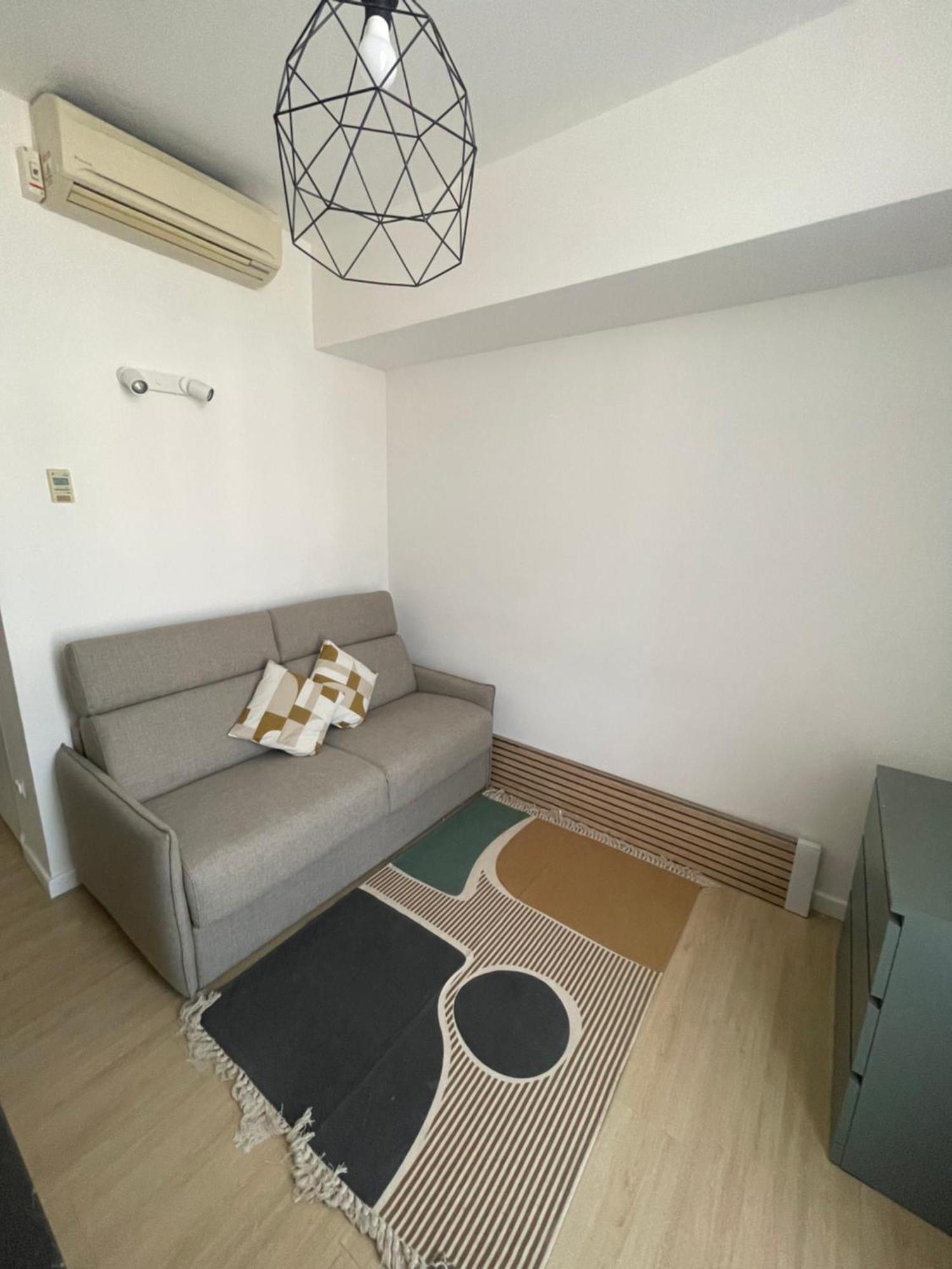 Cosy Studio En Face De La Gare Nice Exterior photo
